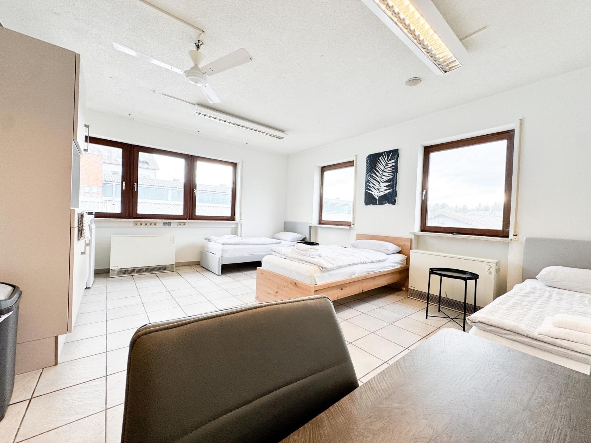 Modern Living Studios คาร์ลสบาด ภายนอก รูปภาพ